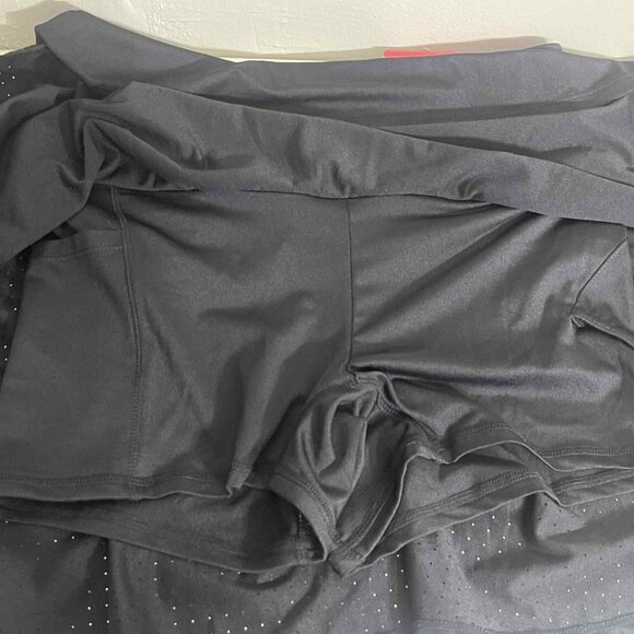 BCG WOMEN'S TENNIS HIGH RISE BLACK SKORT SIZE SMALL ACTIVEWEAR POCKETS NWT - Picture 4 of 6